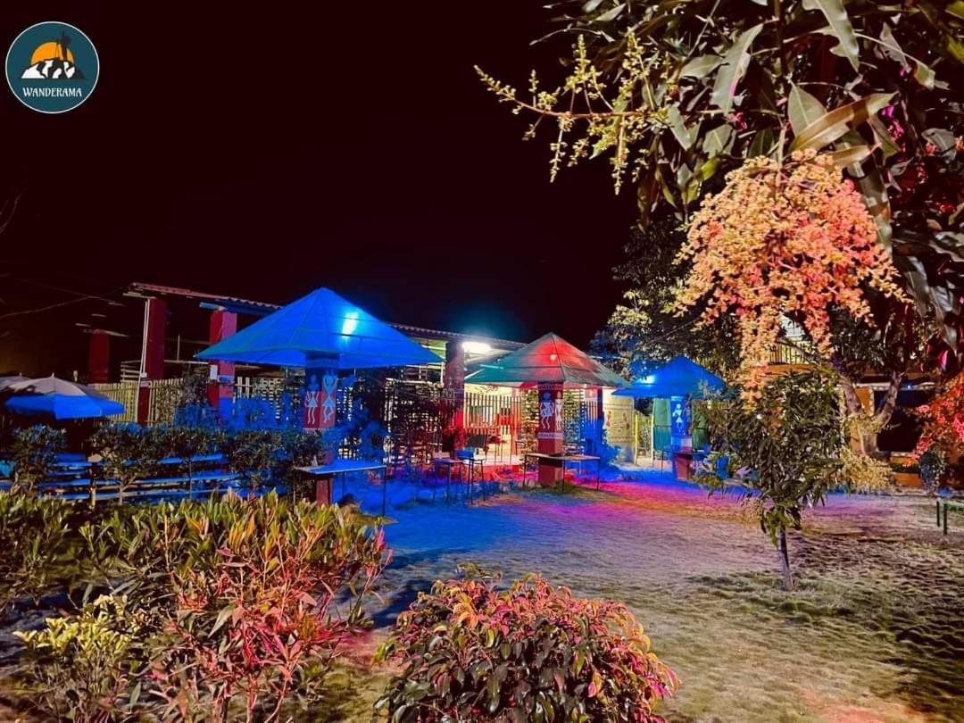 Van Vagdo Resort Rajpipla Exterior foto