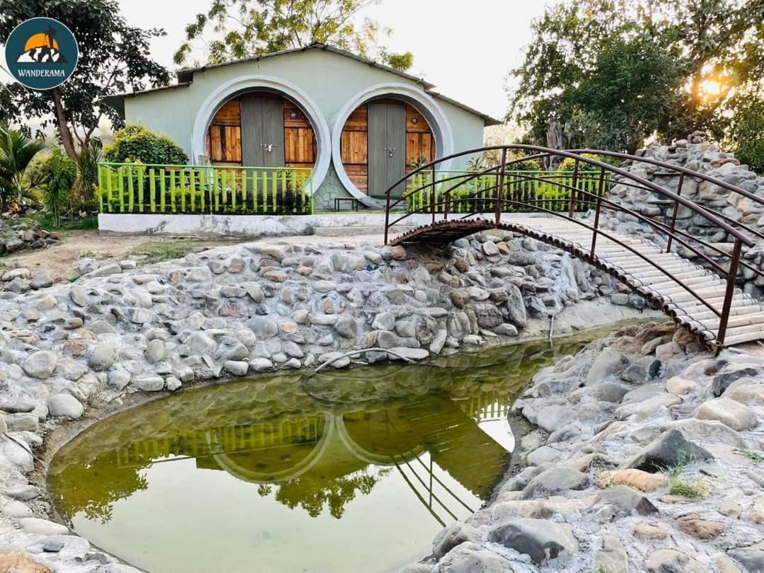 Van Vagdo Resort Rajpipla Exterior foto